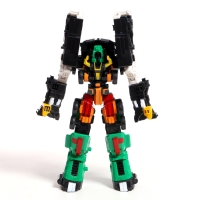 Робот &laquo;Автобот&raquo;, собирается из 2 машин