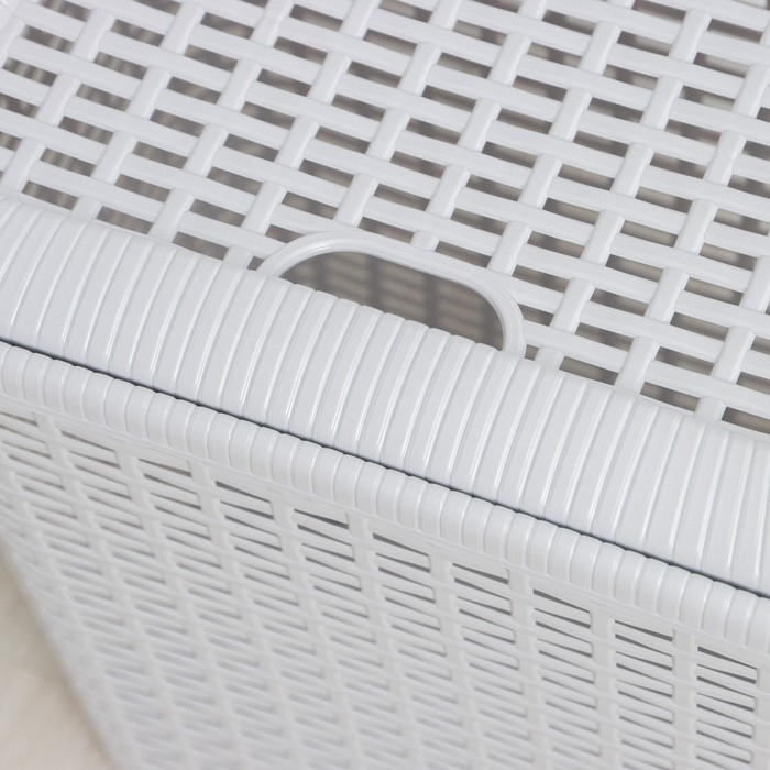 Корзина бельевая с крышкой, 30 л, 37&times;26&times;46,5 см, цвет МИКС