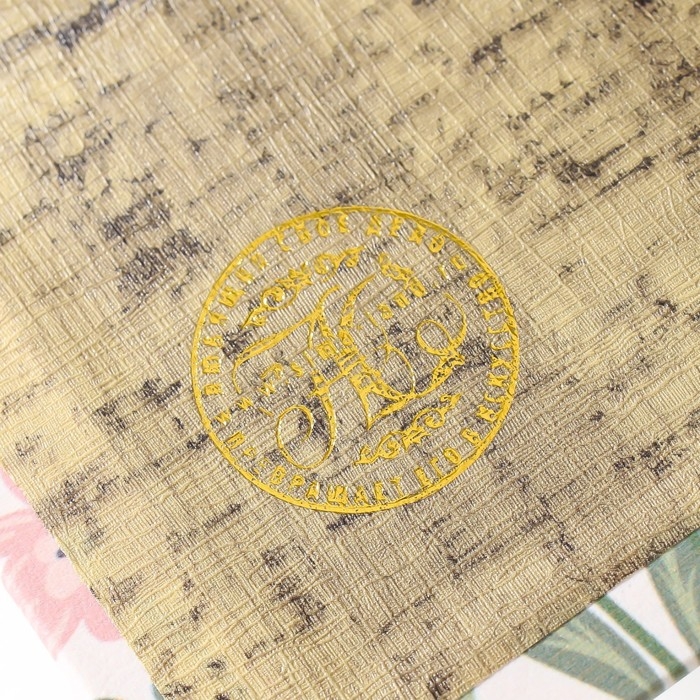 Сейф-книга дерево кожзам "Рука в руке" 21х13х5 см