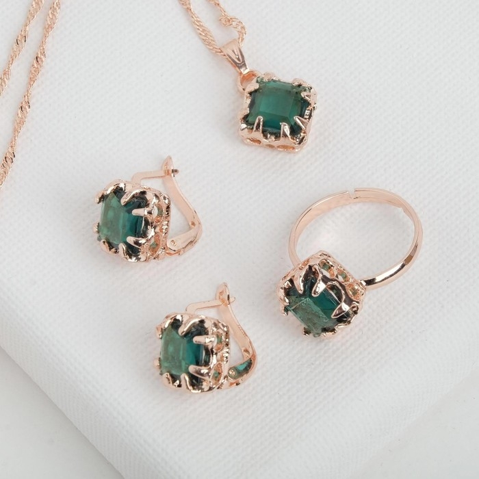 Гарнитур 3 предмета: серьги, кулон, кольцо безразмерное &laquo;Эдель&raquo; ромб, цвет зелёный в золоте, 45 см