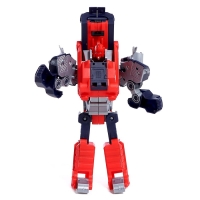 Робот &laquo;Бластер&raquo;, трансформируется, стреляет мягкими пулями