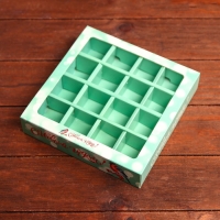 Новый год. Упаковка для конфет 16 шт &laquo;Снегирь на рябине&raquo;, 17,7 х 17,7 х 3,8 см