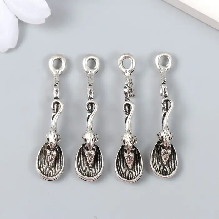 Сувенир кошельковый металл "Ложка с мышкой" 4,5х1,1 см