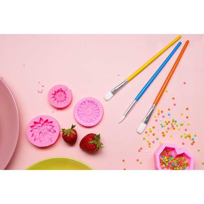 Молд Доляна &laquo;Цветок&raquo;, силикон, 4,5&times;4,5&times;1,4 см, цвет МИКС