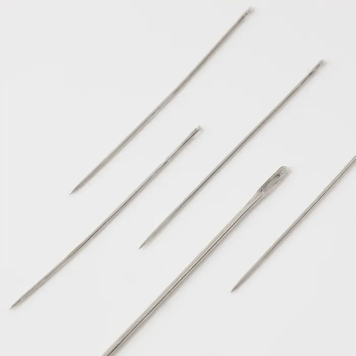 Иглы швейные в пластиковой коробочке, 24 шт., МИКС