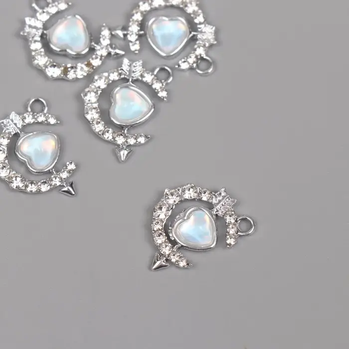 Декор для творчества металл, стразы "Сердце в месяце" серебро 2х1,5х0,5 см