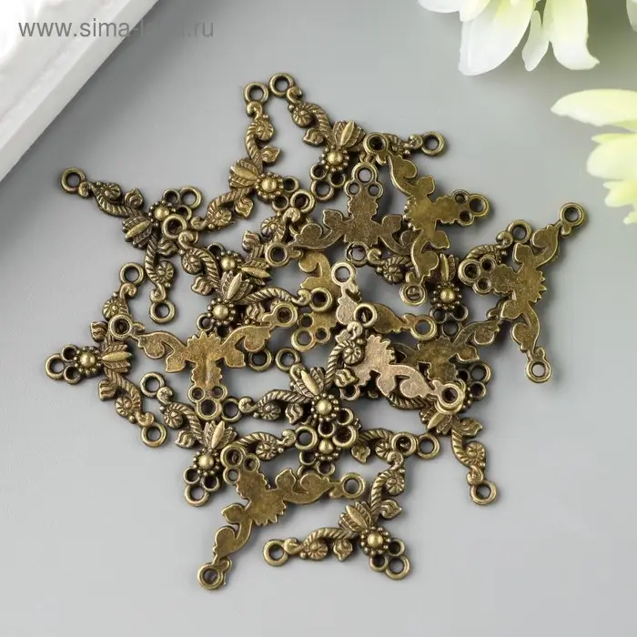 Уголок декоративный 2,5х1,5 см