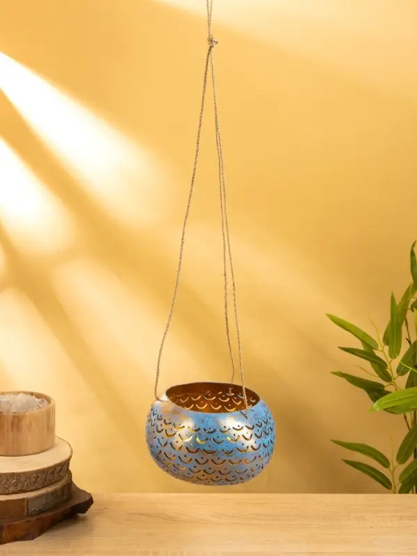 Подсвечник подвесной из кокоса, 14-16 см, сине-золотой