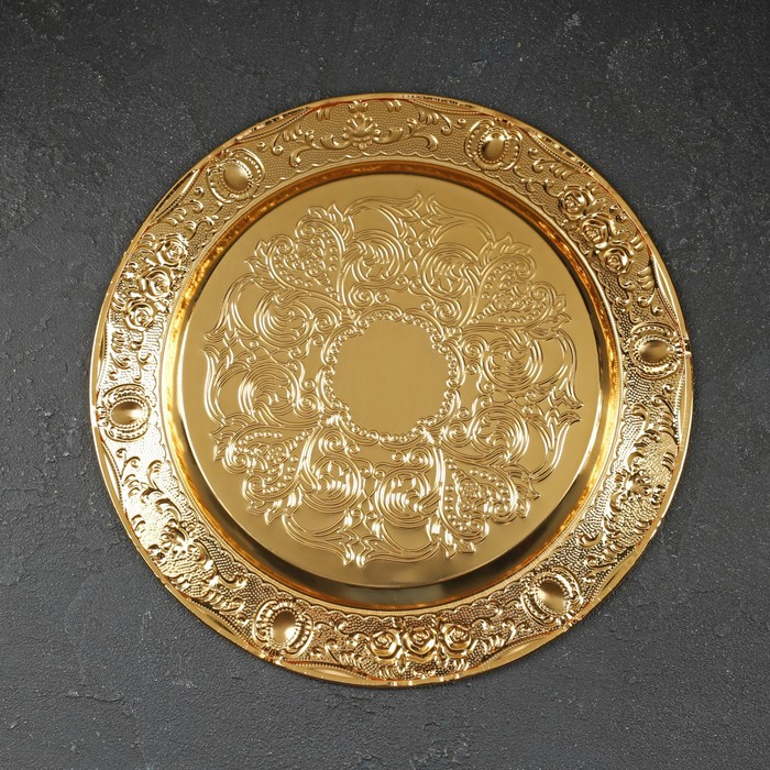 Набор сервировочный &laquo;Роскошь. Золото&raquo;, 8 предметов: кувшин 250 мл, 6 рюмок, 20 мл, поднос, цвет золотой