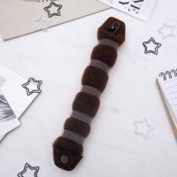 Валик с креплением и резинкой для создания пучка 5х22,5 см, коричневый