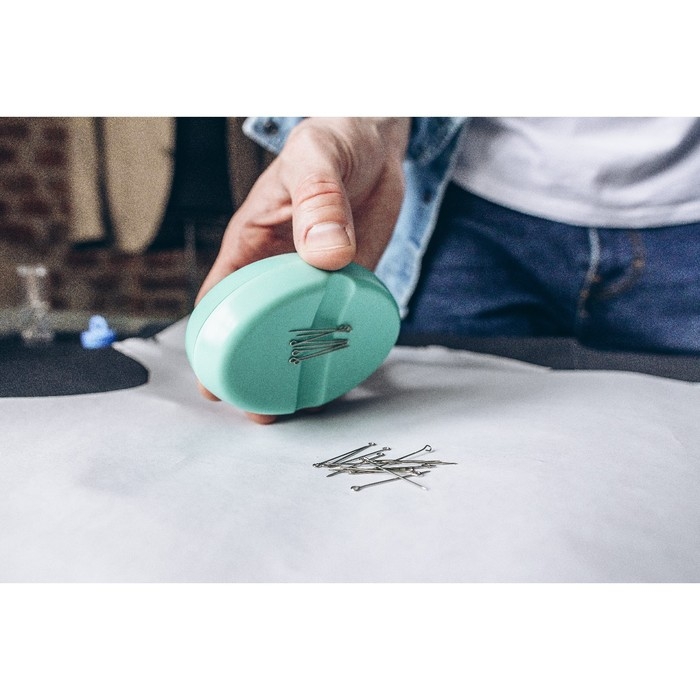 Игольница магнитная, 9,3 &times; 6,5 см, цвет бирюзовый