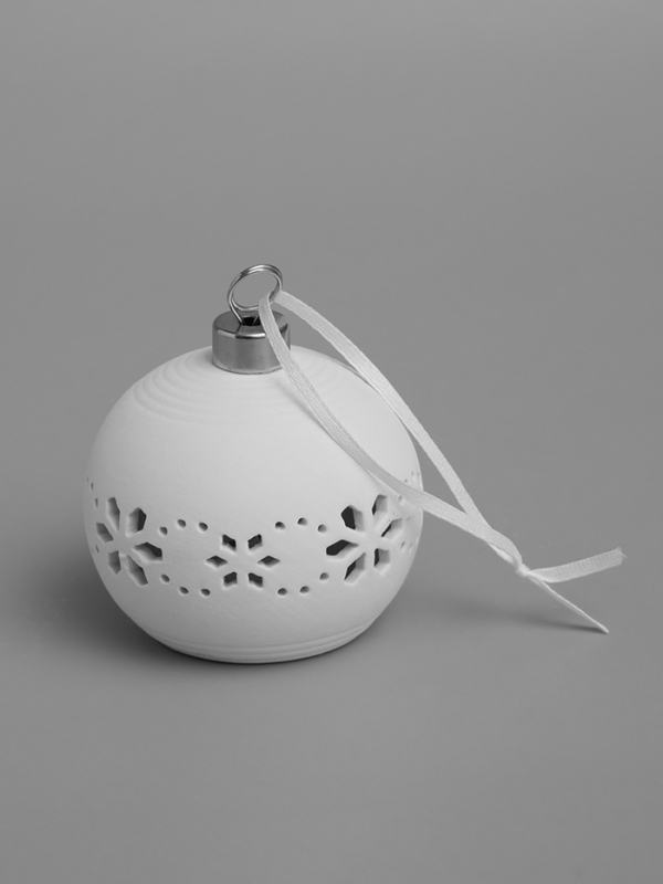 Елочный шар "Орнаменты" 6.9х6.9х5.9 см, 1 LED, LR44x3(в компл.), свечение тёплое белое