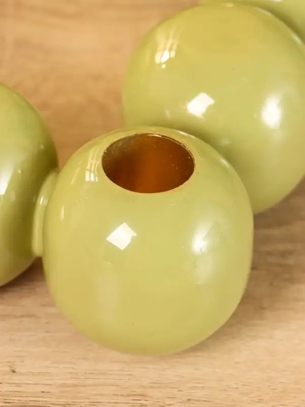 Подсвечник на 4 свечи &laquo;Бусы&raquo;, с 12 сферами, 20.5&times;20.5&times;5.5 см, оливковый