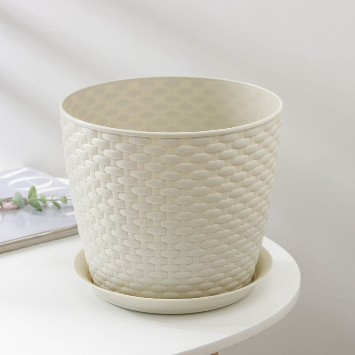 Горшок с поддоном &laquo;Ротанг&raquo;, 4,7 л, цвет белый