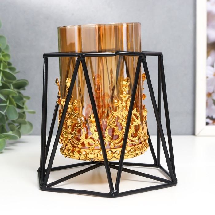 Подсвечник металл, стекло на 1 свечу "Грани" d-7,5 см, золото, чёрный 13х15,5х14,5 см