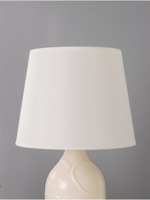 Настольная лампа "Линии" 1х15Вт Е14 молочный 25х25х36см