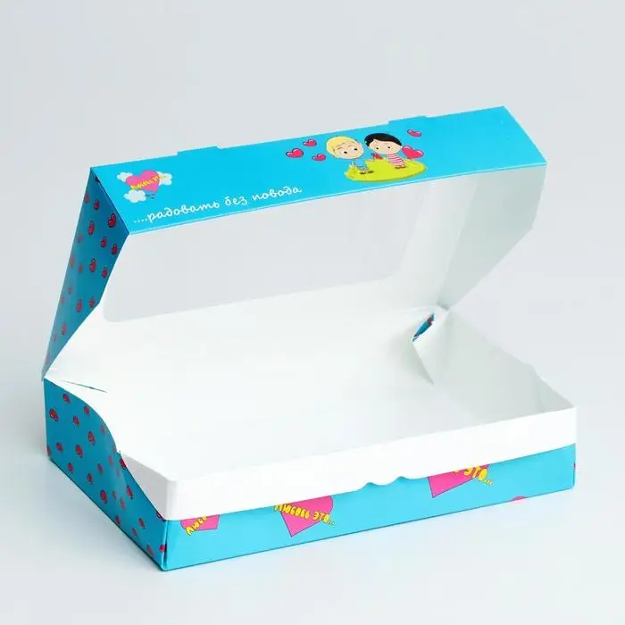 Коробка складная с окном Love is, 20&times;12&times;4 см