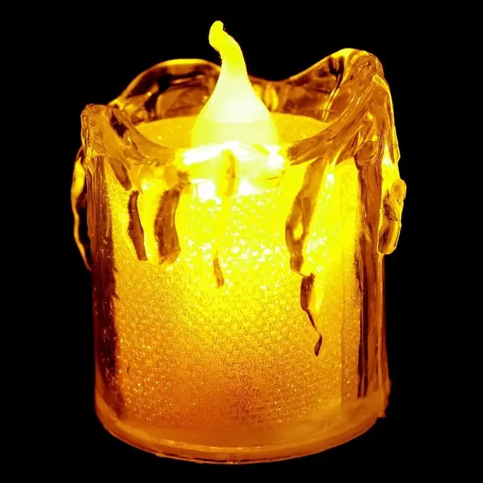 Свеча светодиодная, горит жёлтым