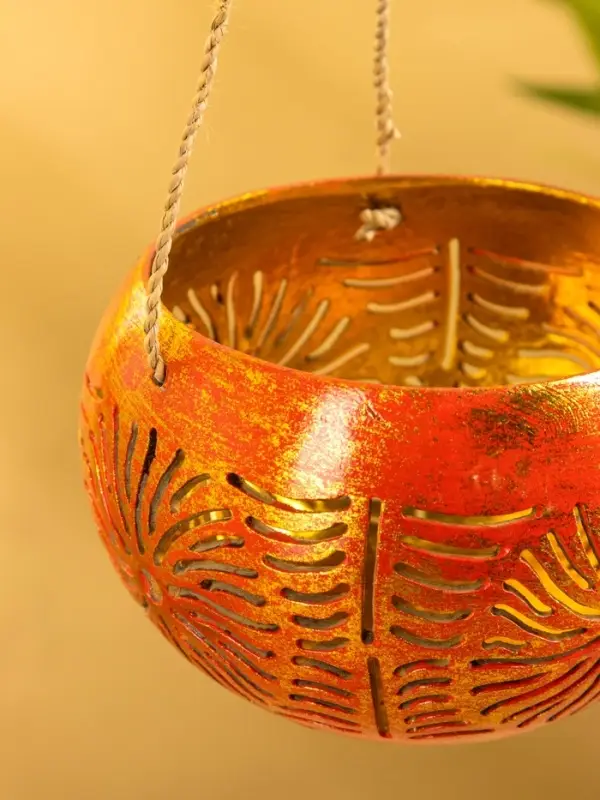 Подсвечник подвесной из кокоса, 11-14 см, красно-золотой