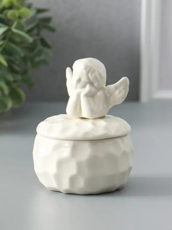 Шкатулка керамика "Ангелочек" белая 8х8х10,5 см