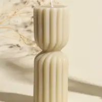 Свеча интерьерная "Афина" сливочная 6х6х18 см