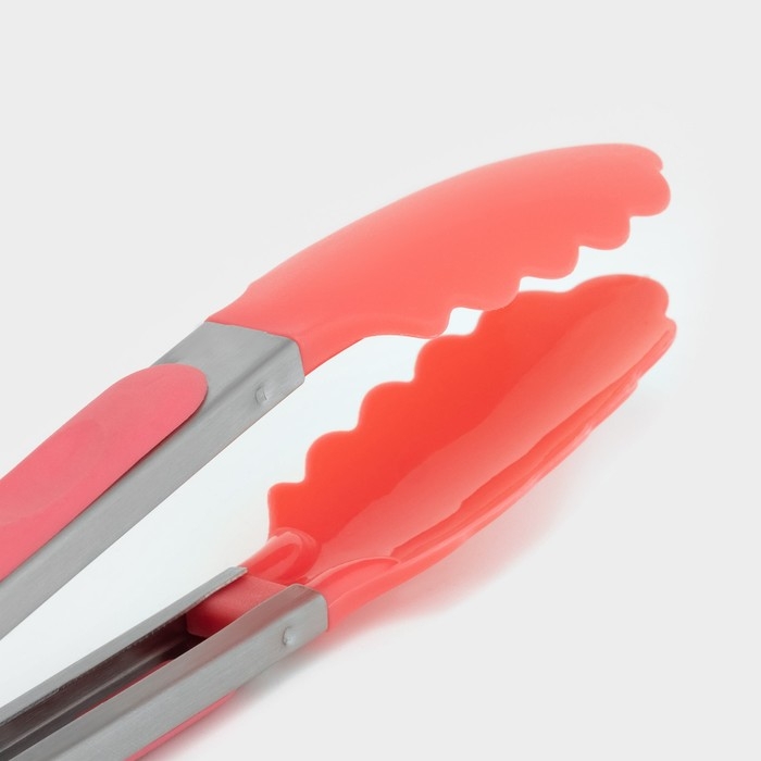 Щипцы кухонные Доляна &laquo;Лист&raquo;, 23&times;3,5 см, цвет розовый