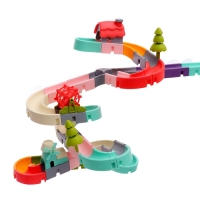 Игрушка для купания в ванной &laquo;Забавные горки&raquo;, 62 детали