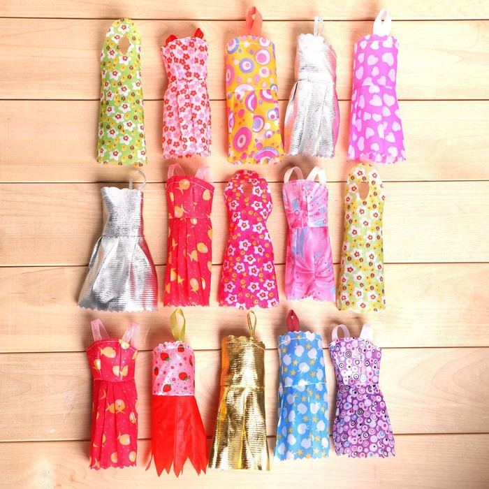 Кукла-модель &laquo;Дебра&raquo; с набором платьев, с аксессуарами, МИКС