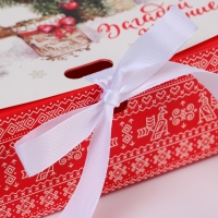 Новый год. Коробка подарочная новогодняя складная, упаковка, &laquo;Белка с подарком&raquo;, 16 &times; 12 &times; 5 см.