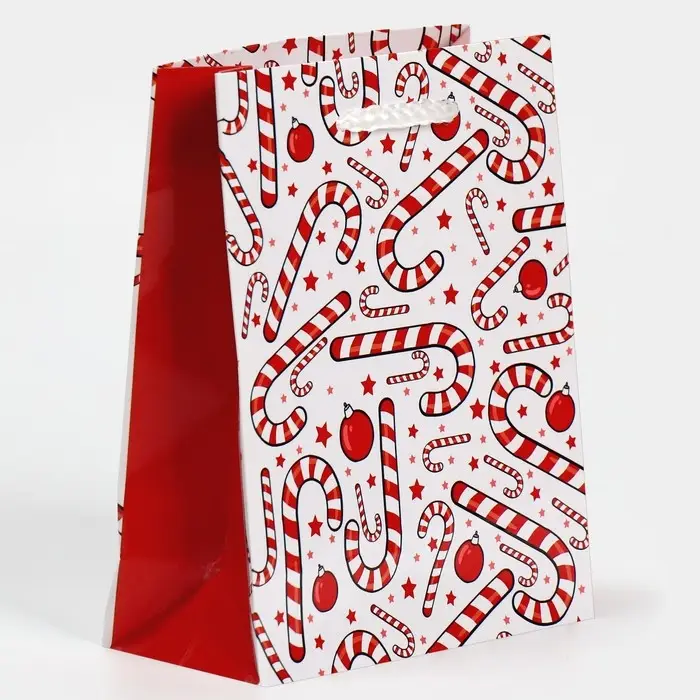 Пакет подарочный новогодний ламинированный &laquo;Зимняя история&raquo;, S 12 х 15 х 5.5 см