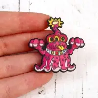 Деревянный значок &laquo;Осьми&raquo;