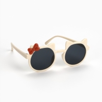 Очки солнцезащитные детские, uv 400, ширина 12.3 см, дужка 13 см, линза 4.8&times;4 см