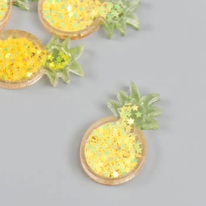 Шейкер для творчества акрил "Ананас" с глиттером  0,5х2,4х4 см