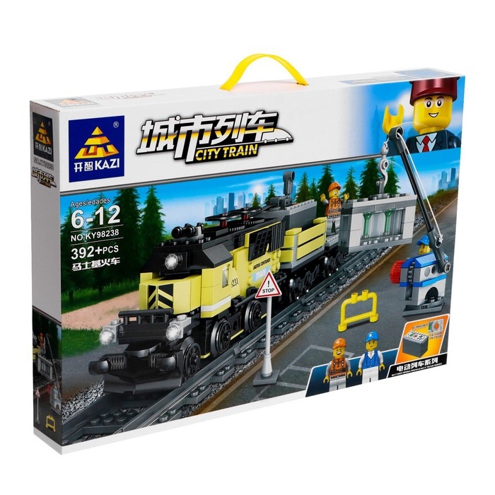 Конструктор ЖД &laquo;Грузовой тепловоз&raquo;, работает от батареек, 392 детали