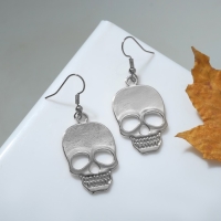 Серьги металл &laquo;Готика&raquo; череп, цвет серебро