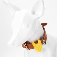 Световой маячок на ошейник/поводок с 3 режимами свечения "Лапка", 3,2 см, силикон, жёлтый