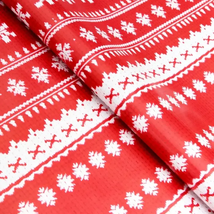 Бумага упаковочная новогодняя "Снежинки на красном фоне", глянец, двусторонняя, 80 г/м2 , 70 х 100 см.