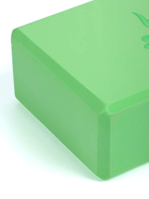 Блок для йоги 23 х 15 х 7,5 см, вес 120 гр, цвет зеленый