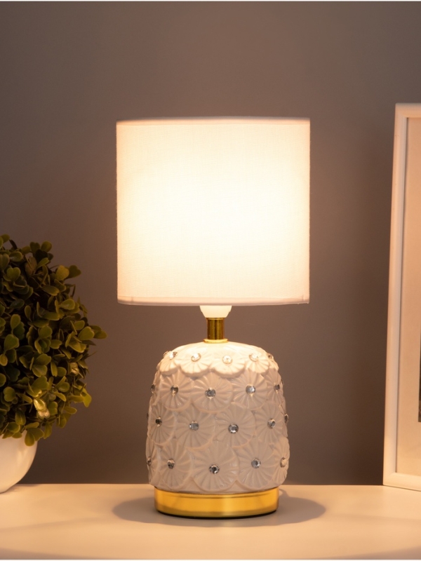 Лампа настольная "Букет" 1х40Вт Е14 белый 14,5х14,5х30см МОДЕЛЬ: