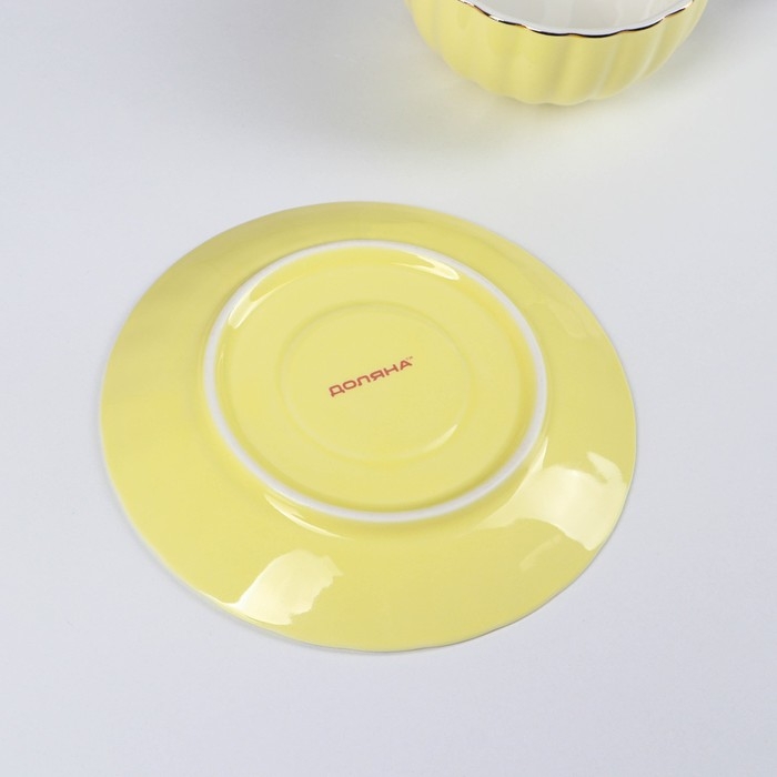 Сервиз фарфоровый чайный Доляна &laquo;Вивьен&raquo;, 12 предметов: 6 чашек 200 мл, 6 блюдец d=15 см, цвет МИКС