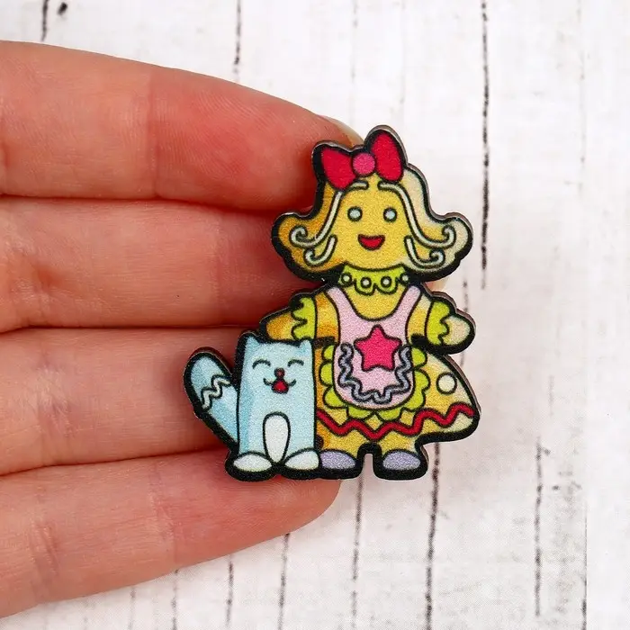 Деревянный значок &laquo;Мисс Пря&raquo;