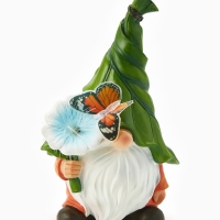 Садовая фигура "Гном с цветочком", 20х17х31.5 см, с подсветкой