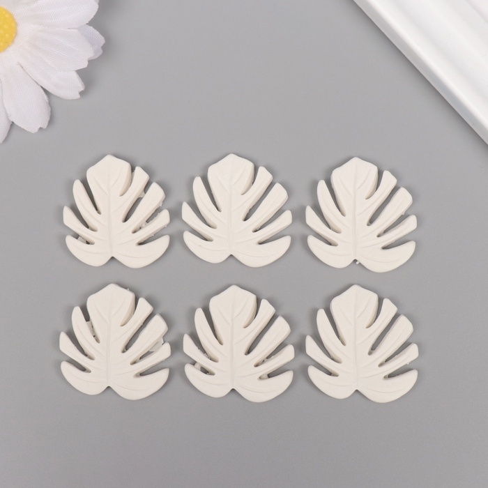 Декор для творчества полистоун "Лист монстеры" белый набор 6 шт 2,8х3 см
