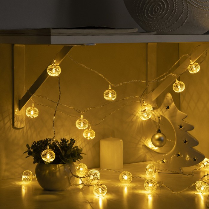 Гирлянда &laquo;Нить&raquo; 4 м с насадками &laquo;Шарик сетка&raquo;, IP20, прозрачная нить, 20 LED, свечение тёплое белое, 8 режимов, 220 В