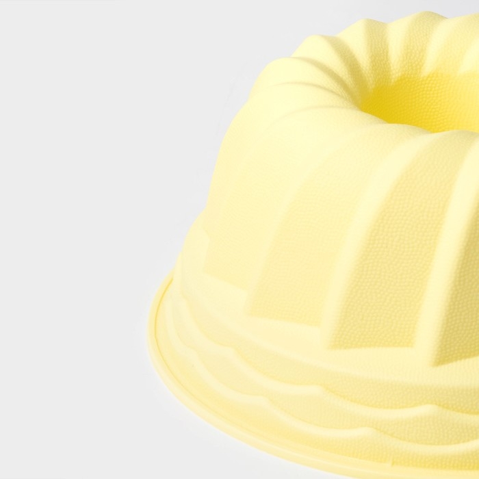 Форма для выпечки Доляна &laquo;Немецкий кекс. Заварное печенье&raquo;, силикон, 19&times;19 см, цвет жёлтый