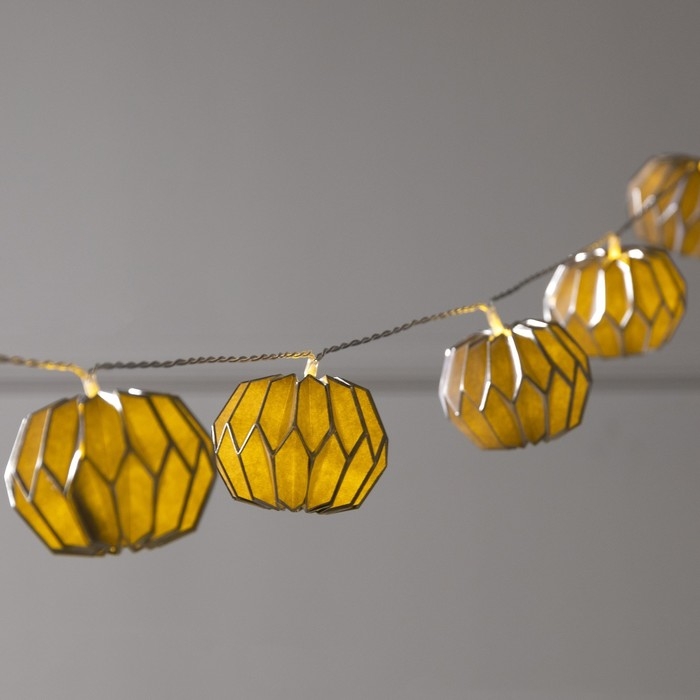 Гирлянда &laquo;Нить&raquo; 2 м с насадками &laquo;Синий фонарик&raquo;, IP20, прозрачная нить, 10 LED, батарейки AAx2 (нет в комплекте), свечение тёплое белое