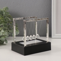 Маятник "Светящиеся шары" 5 диодов МИКС 12х12х9 см