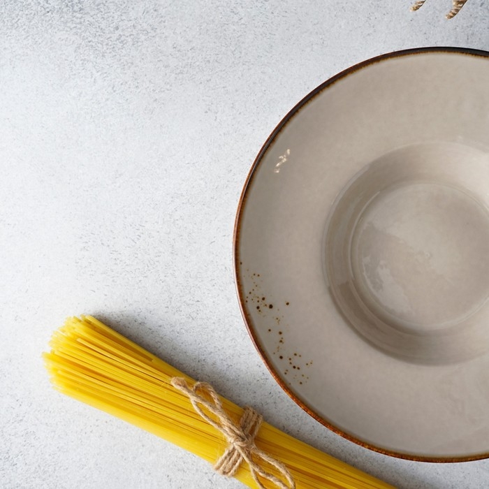 Тарелка фарфоровая для пасты Magistro &laquo;Церера&raquo;, 160 мл, d=21 см, цвет коричневый