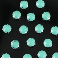 Стразы пришивные &laquo;Шатон&raquo;, круглые, в цапах, d=10 мм, 20 шт., зелёные