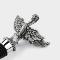 Пробка для бутылки Magistro &laquo;Парящий дракон&raquo;, 12,5 см, цвет серебристый